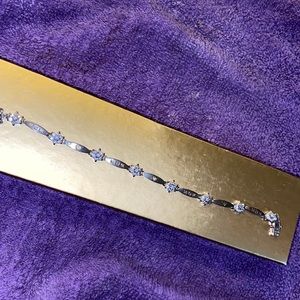 Women’s silver diamond bracelet